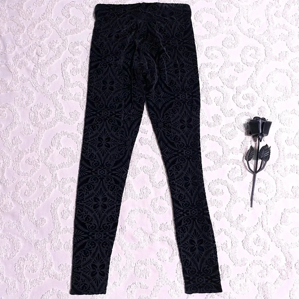 Blackmilk Gothic Velvet Patterned Leggings medium - Picture 9 of 10